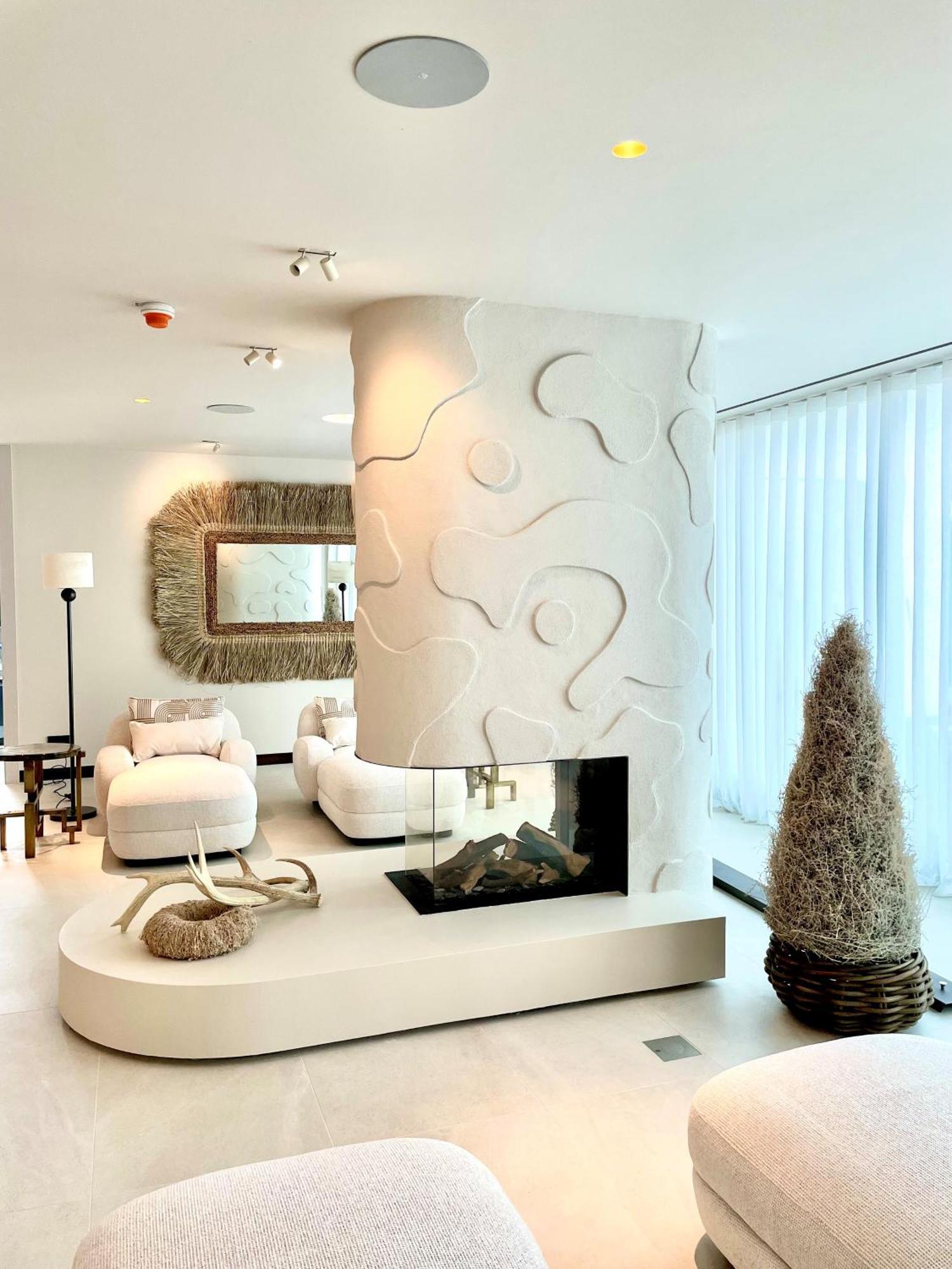 Riva - Das Hotel Am Bodensee Konstanz Exterior photo A modern fireplace