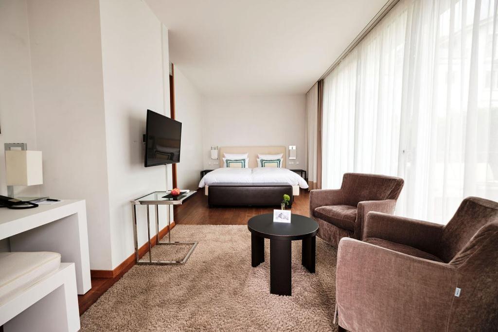 Riva - Das Hotel Am Bodensee Konstanz Exterior photo A room at the hotel