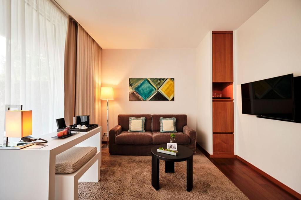 Riva - Das Hotel Am Bodensee Konstanz Exterior photo Suite